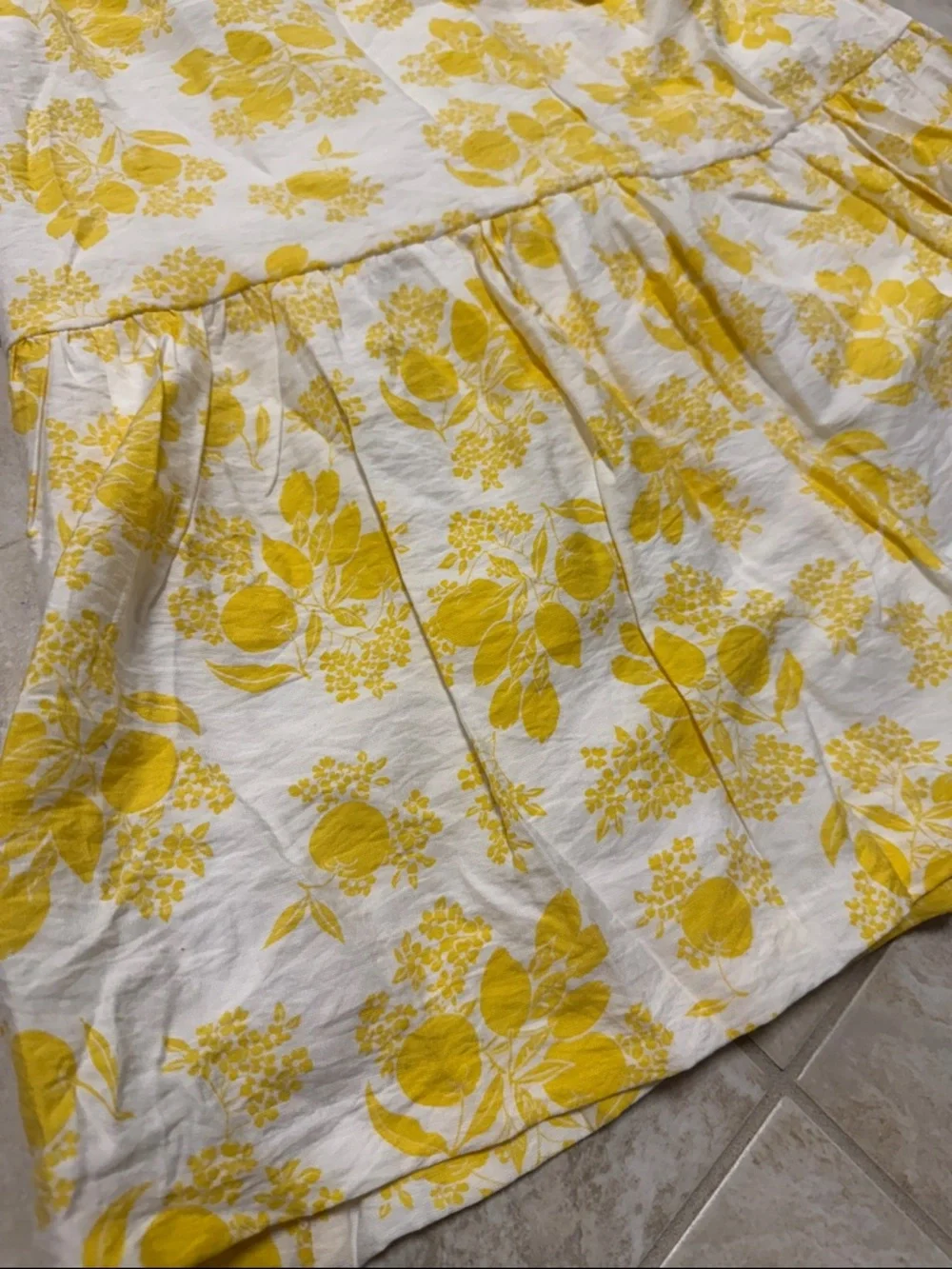 Ann Taylor White Dress with Yellow Floral Print - Picture 5 of 6